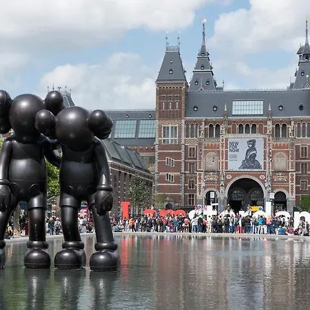 Stylish Canal شقة *
