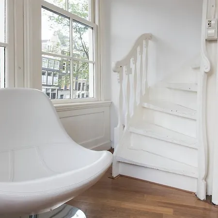 Stylish Canal Apartment Amsterdam